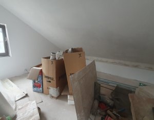 Apartament cu trei camere, finisat modern si dotat complet, Florilor 