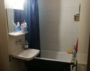 Apartament 4 camere decomandate, etaj 3, Marasti, Dambovitei