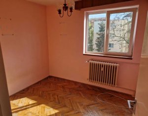 Apartament de vanzare 2 camere zona strazii  Alverna 