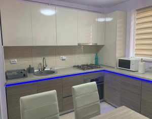 Apartament de vanzare 3 camere, bloc nou, zona linistita, Floresti