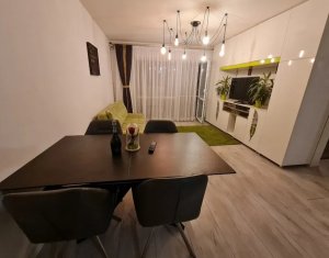Apartment 3 rooms for sale in Floresti