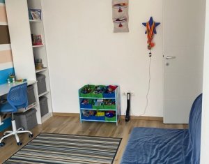 Vanzare apartament 3 camere,  finisat, Floresti