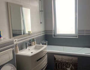 Vanzare apartament 3 camere,  finisat, Floresti
