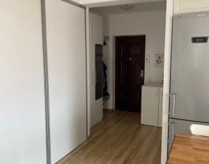 Vanzare apartament 3 camere,  finisat, Floresti
