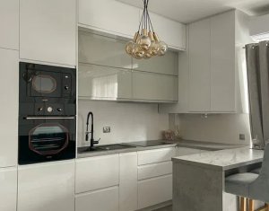 Apartament 2 camere,  52 mp, finisaje lux,  zona Europa, etaj 3