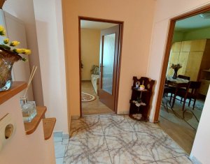 Ocazie! Apartament 3 camere, 2 bai, 75 mp total, etaj 2/4, Zorilor