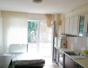 Apartament 1 camera, 38 mp, plus gradina si parcare, zona Edgar Quinet