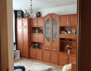 Apartament cu 2 camere, decomandat, etaj 4, Manastur 