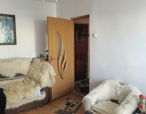 Apartament cu 2 camere, decomandat, etaj 4, Manastur 