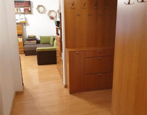 Apartament de vanzare cu 3 camere, decomandat, zona BIG, Manastur