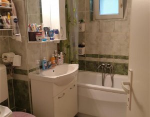 Apartament de vanzare cu 3 camere, decomandat, zona BIG, Manastur