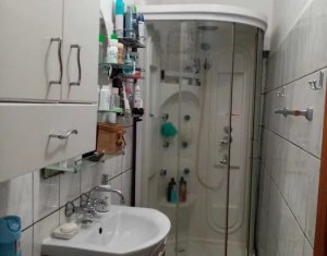 Apartament 2 camere 42 mp + curte 84 mp, zona Parcul Feroviarilor 