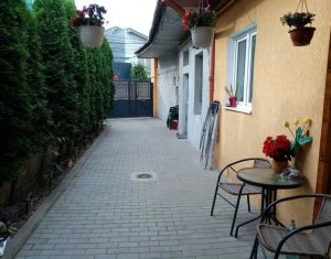 Apartament 2 camere 42 mp + curte 84 mp, zona Parcul Feroviarilor 