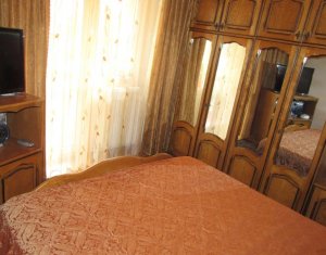 Vanzare apartament 3 camere, decomandat, zona linistita, Manastur