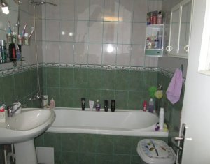 Vanzare apartament 3 camere, decomandat, zona linistita, Manastur