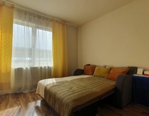 Sale apartment 3 rooms in Floresti