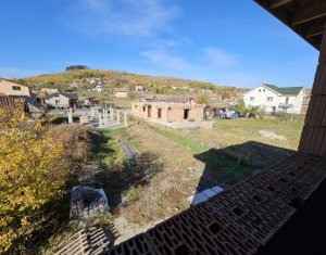 Vila cu gradina proprie, locatie deosebita, 4 camere, Dezmir