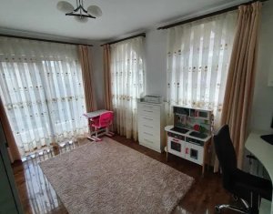 Apartament de vanzare 3 camere, bloc nou, zona linistita, Zorilor
