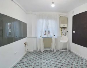 Apartament 4 camere, semidecomandat, 80 mp,  zona Parcul Colina, Cluj-Napoca