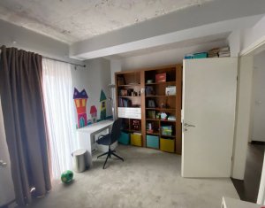 Vanzare apartament 4 camere in Cluj-napoca