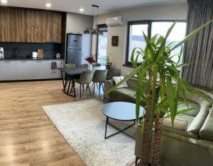 Apartament 3 camere, ultrafinisat,  cu panorama spre oras si padure, Sub Cetate,