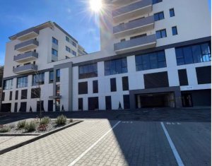 Apartament 3 camere, ultrafinisat,  cu panorama spre oras si padure, Sub Cetate,