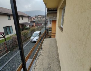 Appartement 4 chambres à vendre dans Floresti