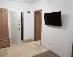 Apartament 3 camere, situat in Floresti, zona Vivo