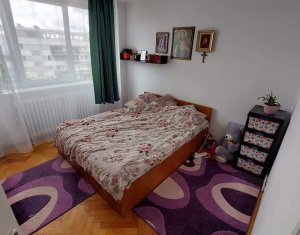 Apartament cu 2 camere, zona Mercur 