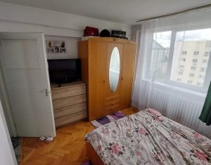 Apartament cu 2 camere, zona Mercur 