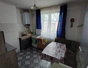 Apartament cu 2 camere, zona Mercur 