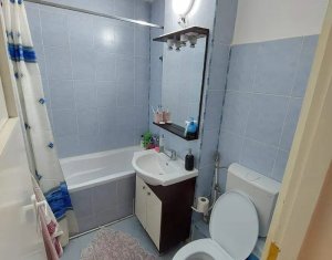 Apartament cu 2 camere, zona Mercur 