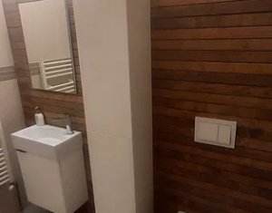 Appartement 4 chambres à vendre dans Cluj-napoca, zone Centru