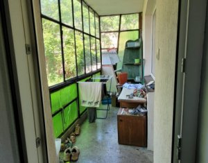 Vanzare apartament 4 camere confort sporit, Plopilor vechi