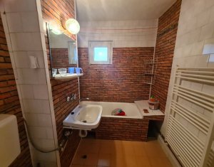 Appartement 3 chambres à vendre dans Cluj-napoca, zone Manastur