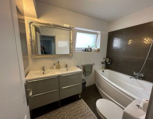 Apartament 3 camere, terasa 30 mp, parcare subterana si exterioara, zona TCI