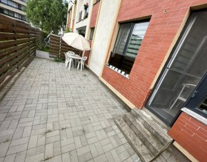 Apartament 3 camere, terasa 30 mp, parcare subterana si exterioara, zona TCI