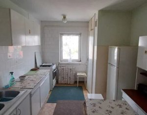 Apartament 3 camere de vanzare, zona str Actorului, Cluj-Napoca