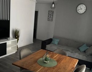 Vanzare apartament 2 camere in Floresti