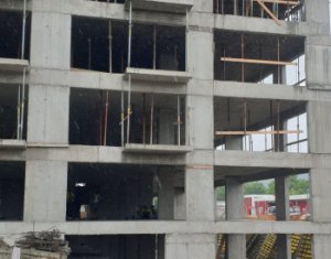 Apartament 3 camere, bloc nou, 5 minute fata de Vivo