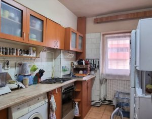 Apartament la etaj intermediar, zona Expo Transilvania