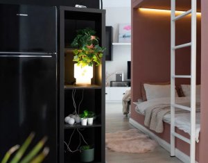 Apartament tip studio, la casa, cu intrare din strada, Semicentral