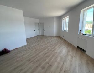 Vanzare apartament 3 camere, finisat modern, Floresti