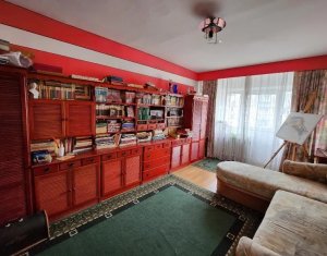 Vanzare apartament 3 camere decomandat, zona Kaufland  Marasti