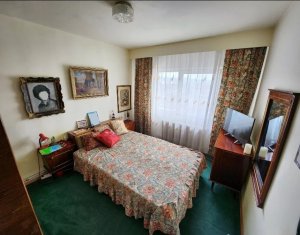 Vanzare apartament 3 camere decomandat, zona Kaufland  Marasti