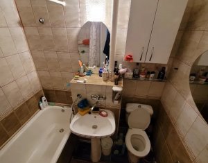 Vanzare apartament 3 camere decomandat, zona Kaufland  Marasti