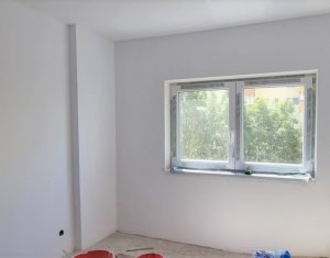 Apartament la etaj intermediar, zona Piata Flora