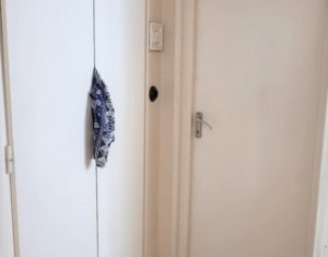 Apartament la etaj intermediar, zona Bizusa