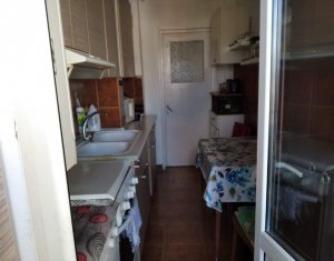 Appartement 4 chambres à vendre dans Cluj-napoca, zone Manastur