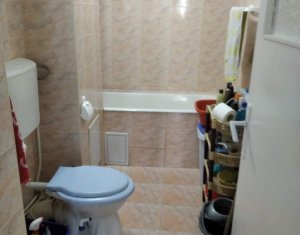 Appartement 4 chambres à vendre dans Cluj-napoca, zone Manastur